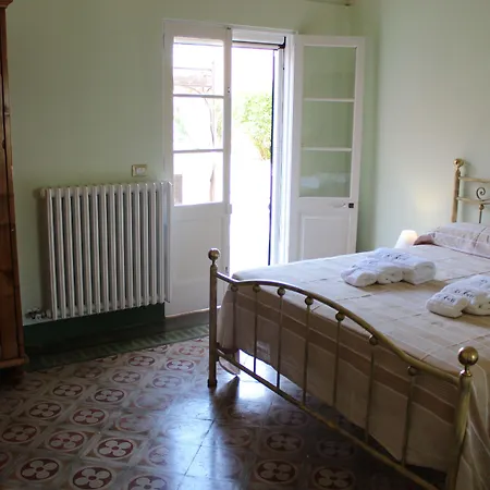 Bed and breakfast Dimora Li Cuti 3*