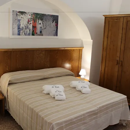 Bed and breakfast Dimora Li Cuti 3*