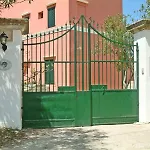 Dimora Li Cuti Bed & Breakfast 3*